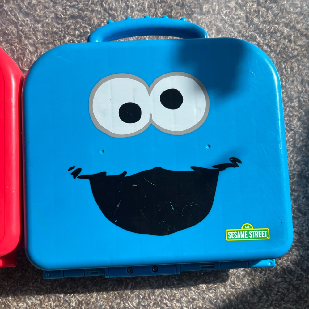 Sesame Street On the Go Letters Numbers Elmo & Cookie Monster Take along Cases - Picture 5 of 9